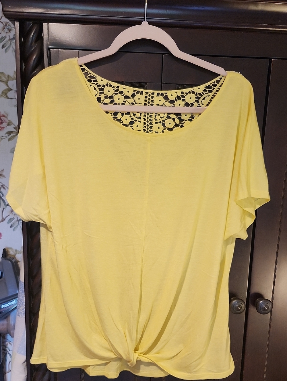 Alyx Yellow Knot-Front Short Sleeve Top with Lace Yoke